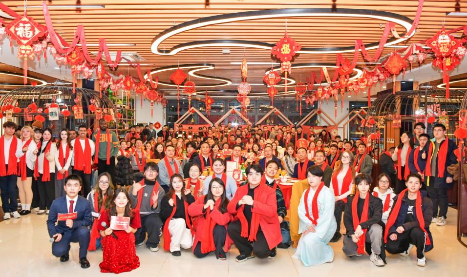 小年同喜乐 上电年味浓