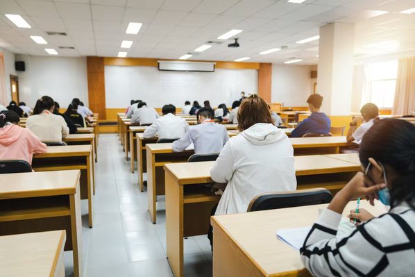 《劳动观察》深化“双元制”产教融合，上海电力大学积极探索企业职工继续教育模式，赋能新质生产力发展